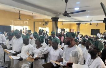 Alimosho: Akinpelu sets agenda for new appointees, emphasises service delivery, teamwork, grassroots development