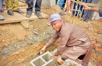 Alimosho LG: Chairman lays foundation for new legislative building