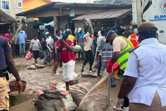Sanitation Exercise: Alimosho Chairman reiterates warning against Illegal Refuse Dumping