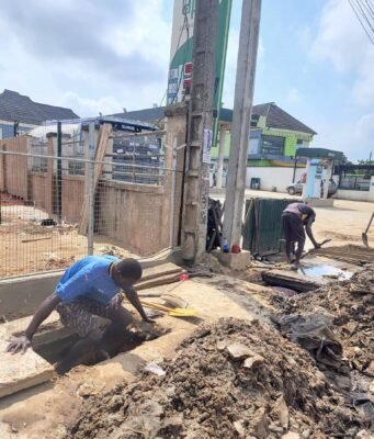 Residents Urge Agbado/Oke-Odo LCDA to Extend Ongoing Drainage Desilting Exercise to more Communities