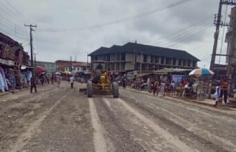 Old Ipaja Road: Akinpelu Inspects Construction, Promises Better Traffic Flow